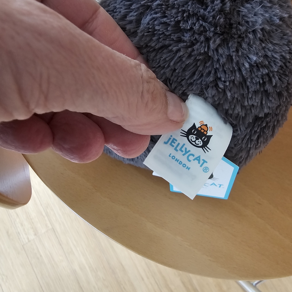 Official JELLYCAT Plush Penguin, MEDIUM - Picture 2 of 3